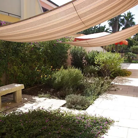 Nocleg ze śniadaniem Dimora Moresca 1906 3*